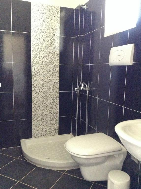 Guest House Plazhi Dhermi Bilik gambar